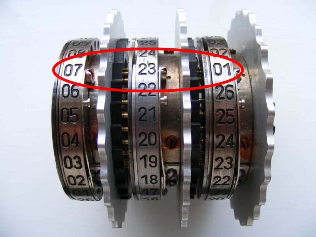 How Alan Turing and his team hacked Enigma - slide 18